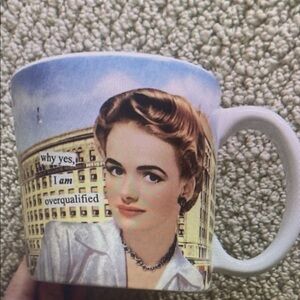 Vintage Style Art Mug with Retro Design